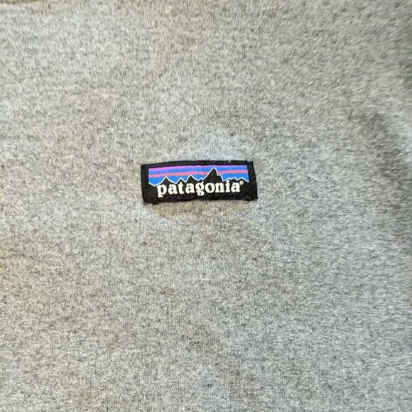 Patagonia men's gray sweatshirt in size small - Picture 4 of 8